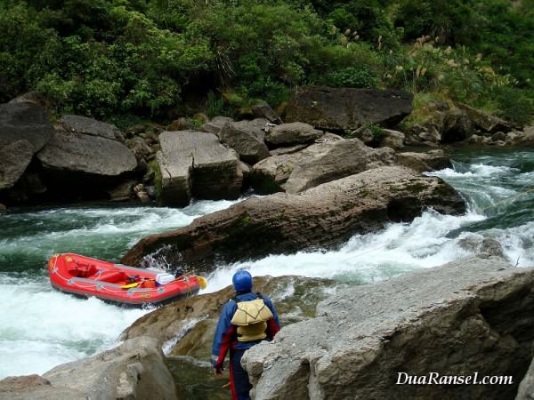 Arung jeram di Sungai Rangitikei