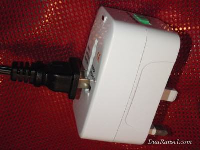 Universal adapter - contoh Universal adapter