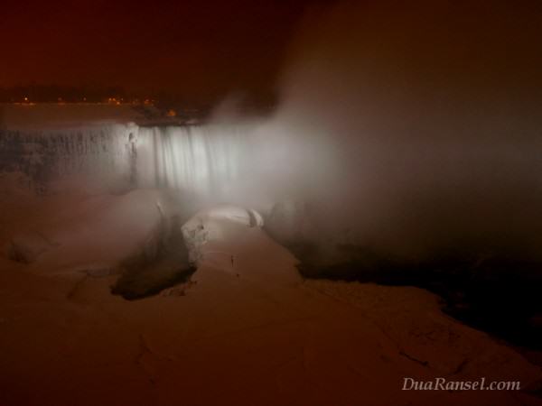 Niagara Falls in a winter night