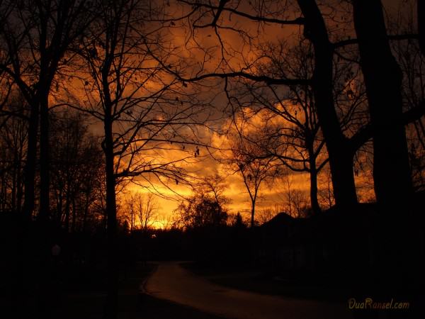 Sunset di musim gugur Sunset di musim gugur