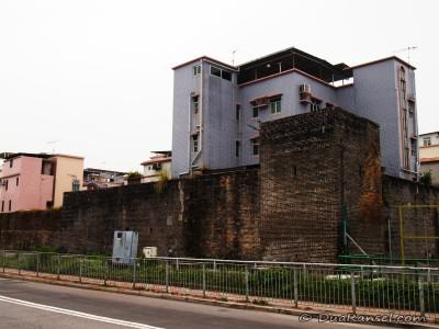 Walled village Kat Hing Wai, Kam Tin, Hong Kong Walled village Kat Hing Wai, Kam Tin, Hong Kong