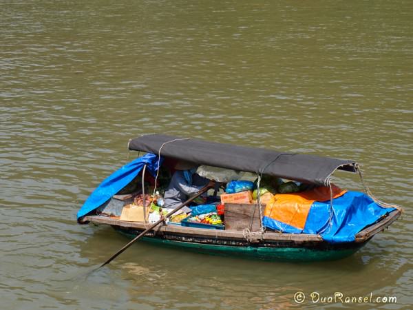 Vietnam Halong Bay 07 - Floating Market 2R Floating Market