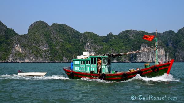 Vietnam Halong Bay 25 - boat 2R Rumah apung