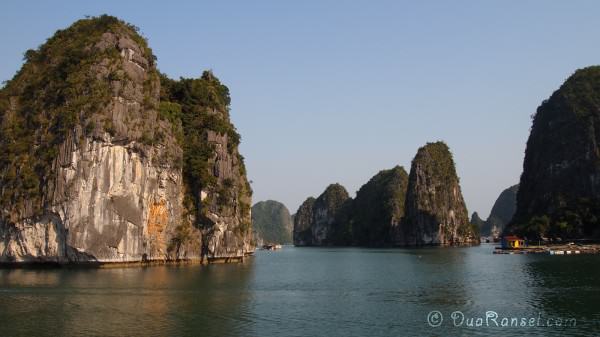 Vietnam Halong Bay 47 - Panorama 2R Halong Bay