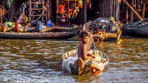 Bocah dan kapalnya | Kampong Khleang 