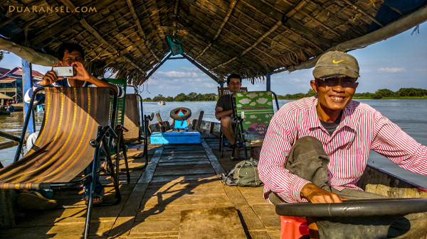 Nelayan desa, Pak Tuktuk, dan Ryan | Kampong Khleang | Xperia Z1