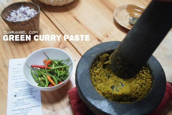 Green curry paste - kaeng khiao wan