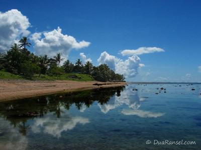 Fiji - Perfect mirror by the lagoon