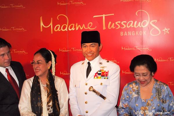 Madame Tussauds Bangkok - Soekarno - Megawati - Sukmawati 