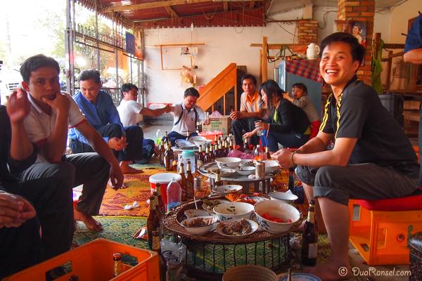 Laos - Xam Neua - Pre new year songkran party